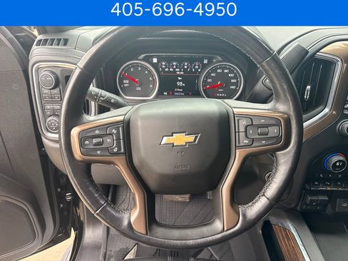 Used 2021 Chevrolet Silverado 1500 High Country w/ Technology Package AWD/4WD image 16