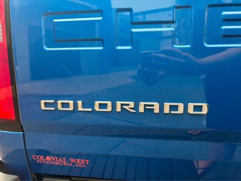 Used 2022 Chevrolet Colorado Z71 AWD/4WD image 26