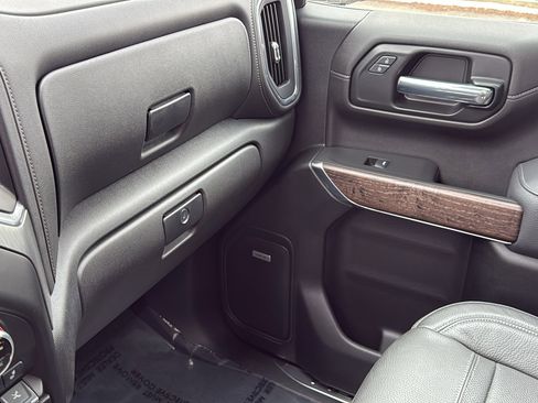 Used 2021 GMC Sierra 1500 Denali w/ Denali Ultimate Package image 25