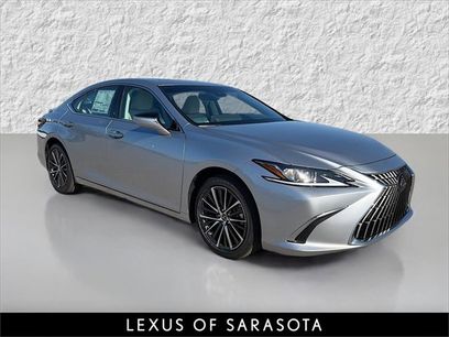 New 2025 Lexus ES 300h w/ Premium Package