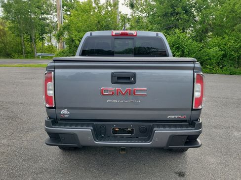 Used 2022 GMC Canyon AT4 w/ Trailering Package AWD/4WD image 6