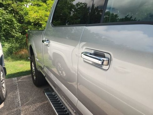 Used 2020 Ford F250 XLT w/ XLT Premium Package AWD/4WD image 7