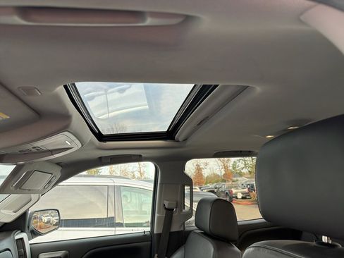 Used 2018 GMC Sierra 1500 SLT image 8