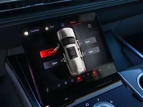 Certified 2025 Cadillac Escalade V w/ LPO, ONYX Package image 18