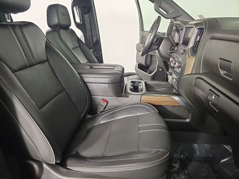 Used 2022 Chevrolet Silverado 1500 High Country image 44