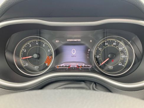 Used 2014 Jeep Cherokee Limited AWD/4WD image 14