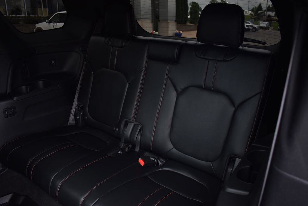 Used 2025 Honda Pilot TrailSport image 34