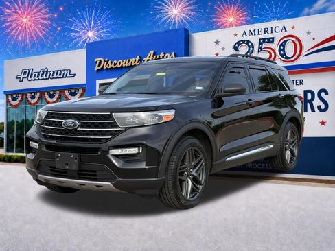 Used 2021 Ford Explorer XLT w/ Equipment Group 202A RWD image 3