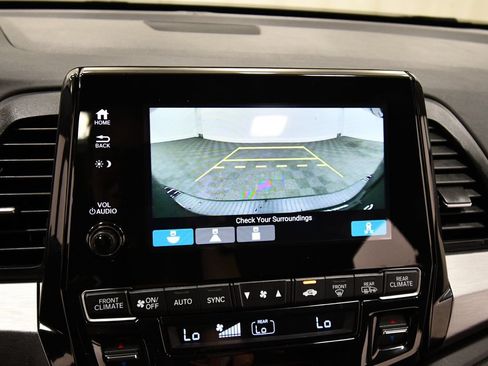 Certified 2024 Honda Odyssey EX-L image 25