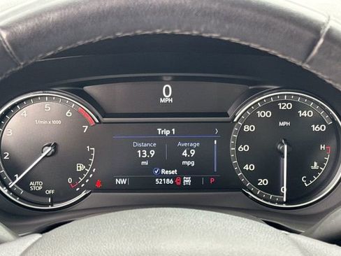 Certified 2023 Cadillac XT4 Luxury w/ Cold Weather Package image 19