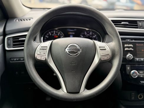 Used 2014 Nissan Rogue SV image 15