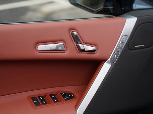 New 2026 BMW iX xDrive45 image 19