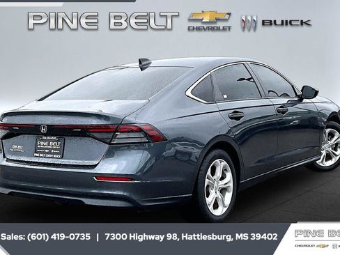 Used 2023 Honda Accord LX image 11