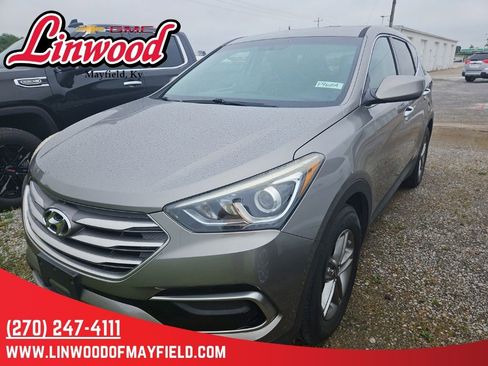 Used 2017 Hyundai Santa Fe Sport FWD image 1