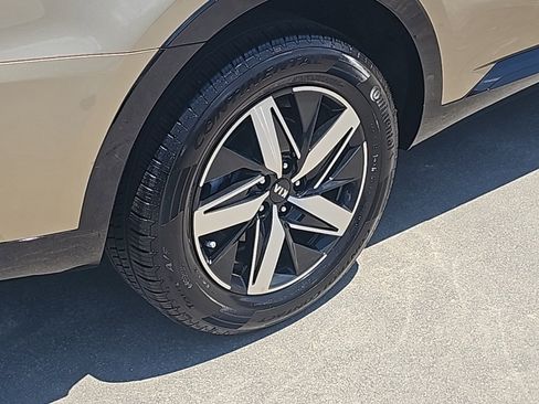Used 2021 Kia Sorento S image 8