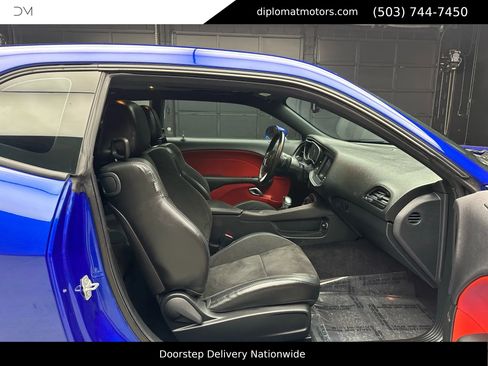 Used 2018 Dodge Challenger R/T Plus image 20