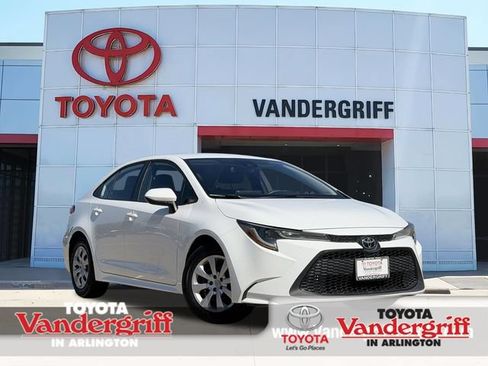 Certified 2021 Toyota Corolla LE w/ Carpet Mat Package (TMS) FWD image 1