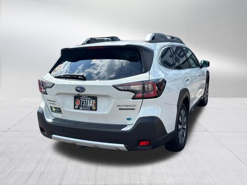 Used 2023 Subaru Outback Touring XT AWD/4WD image 9