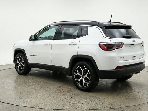 Used 2025 Jeep Compass Limited AWD/4WD image 6