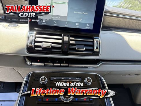 Used 2019 Lincoln Navigator Reserve AWD/4WD image 25