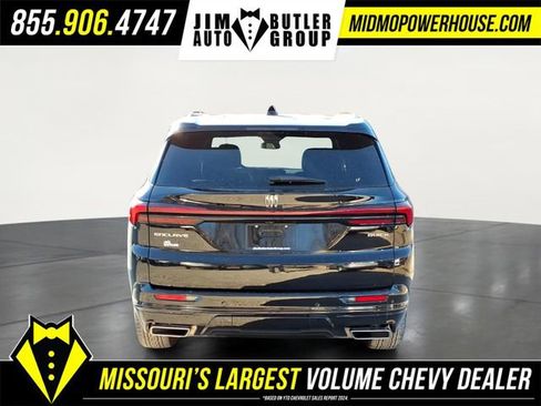 Used 2025 Buick Enclave Sport Touring image 5