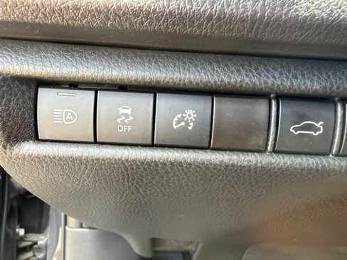 Used 2025 Toyota Camry LE FWD image 30