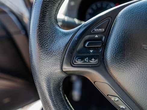 Used 2010 INFINITI G37 Journey w/ Premium Pkg image 16