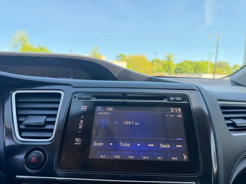 Used 2015 Honda Civic EX-L image 12