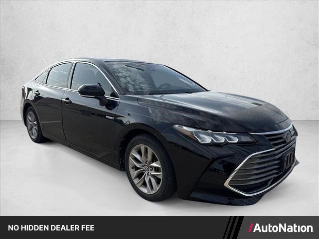 Used 2019 Toyota Avalon XLE w/ Moonroof Package FWD image 1