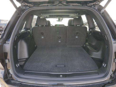 New 2025 Jeep Grand Cherokee 4WD image 5