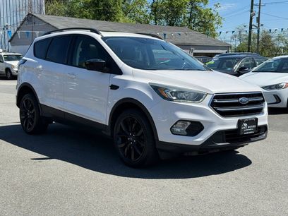 Used 2017 Ford Escape SE w/ Equipment Group 201A