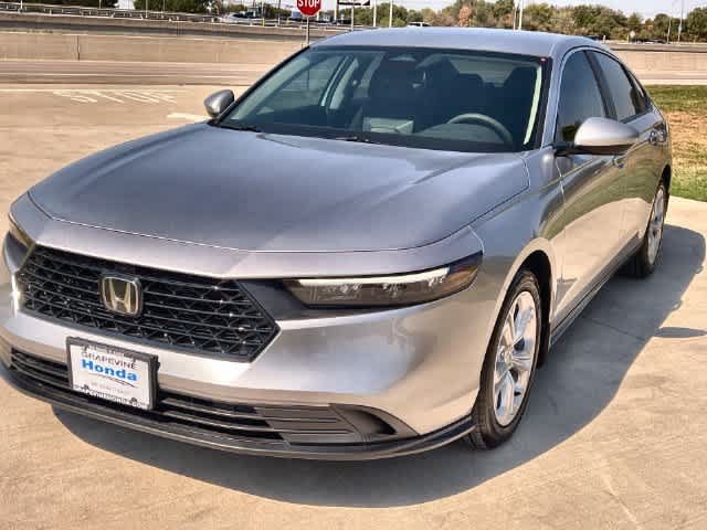 Certified 2025 Honda Accord LX image 2