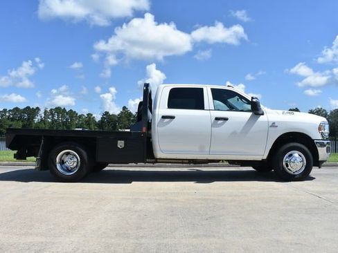 Used 2023 RAM 3500 Tradesman w/ Chrome Appearance Group image 3