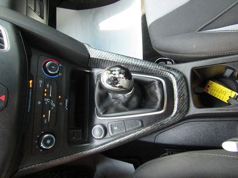 Used 2017 Ford Focus ST FWD image 14