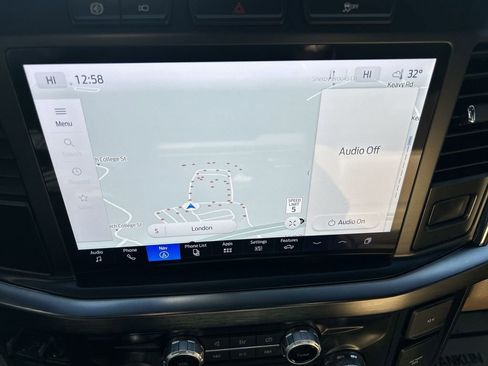 Used 2024 Ford F350 Lariat w/ Chrome Package image 24