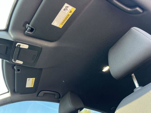 Used 2023 Honda Civic Sport image 20