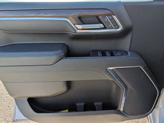 Used 2025 GMC Sierra 1500 SLT AWD/4WD image 15