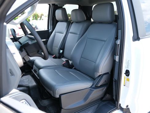 Used 2023 Ford F150 XL RWD image 9