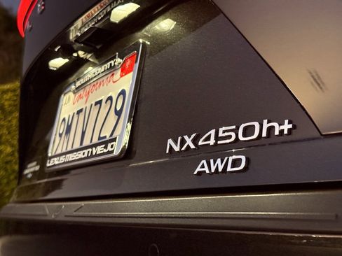 Certified 2025 Lexus NX 450h+ AWD w/ Luxury Package image 9