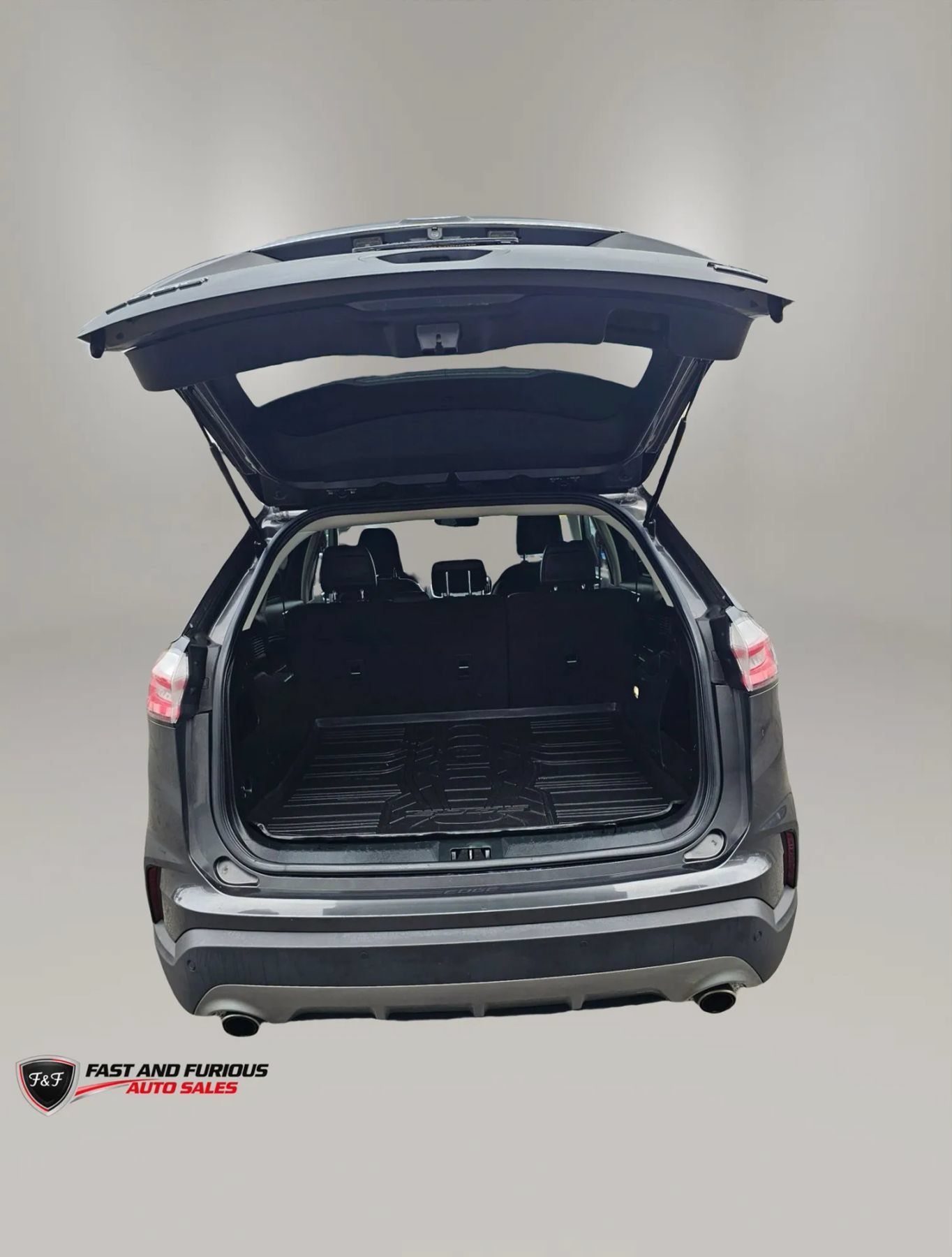 Used 2020 Ford Edge SEL w/ Cargo Accessory Package FWD image 34