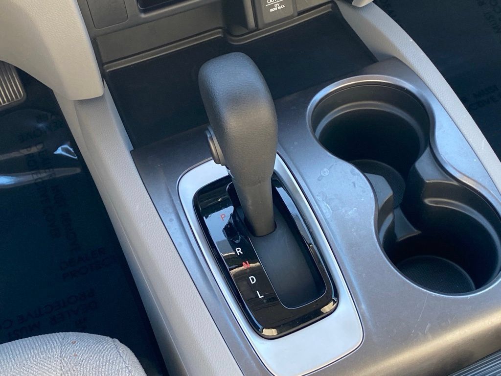 Used 2016 Honda Pilot LX image 15