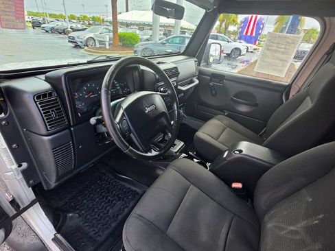 Used 2006 Jeep Wrangler Unlimited AWD/4WD image 12