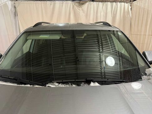 Certified 2022 Volkswagen Atlas SE image 14