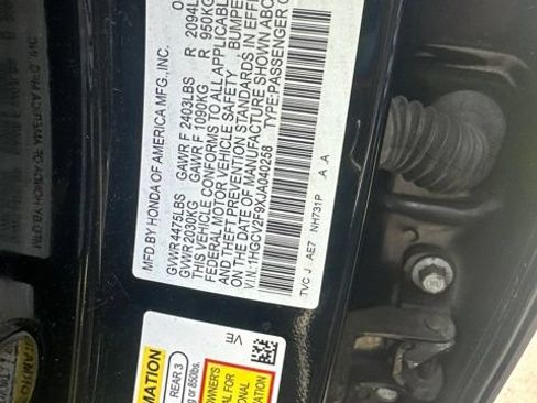Used 2018 Honda Accord Touring image 13