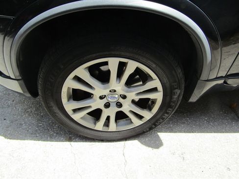 Used 2013 Volvo XC90 3.2 image 11