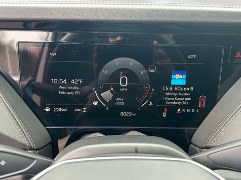 Used 2025 GMC Yukon AT4 w/ LPO, Floor Liner Package image 18