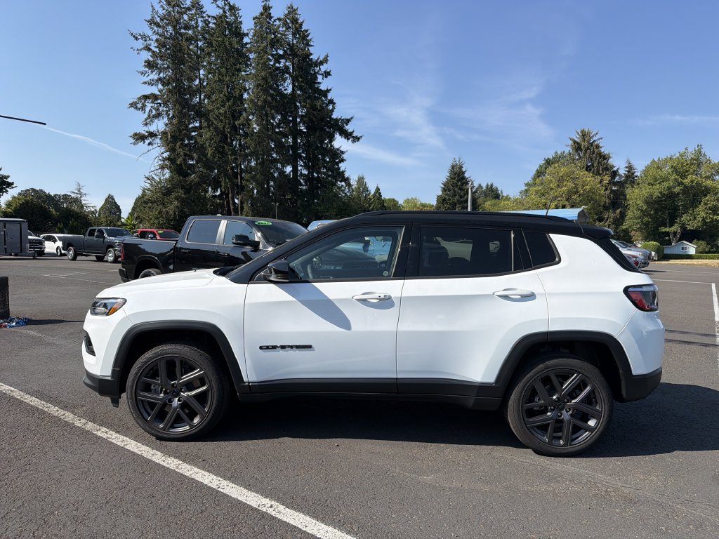 New 2026 Jeep Compass Limited AWD/4WD image 2