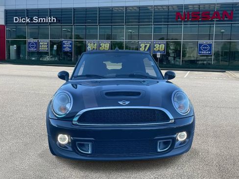 Used 2015 MINI Cooper S image 2