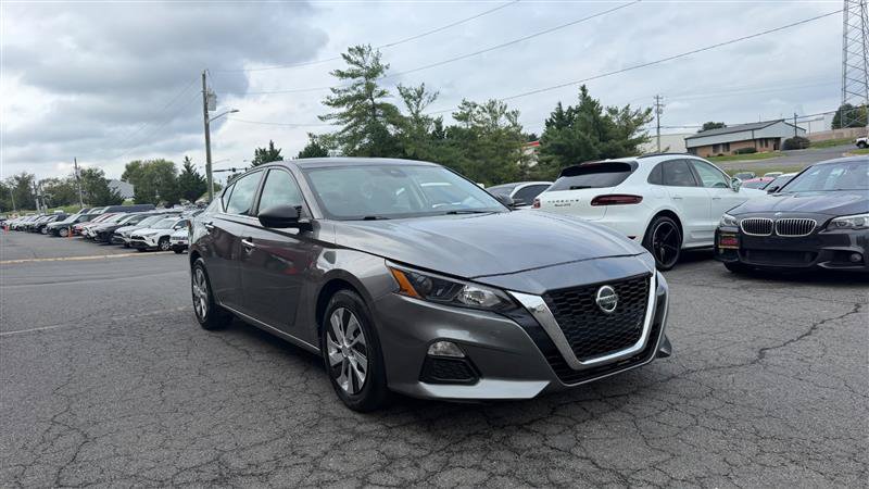 Used 2022 Nissan Altima 2.5 S FWD image 3