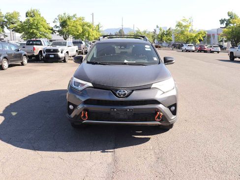 Used 2018 Toyota RAV4 SE w/ Power Extra Value Package AWD/4WD image 2